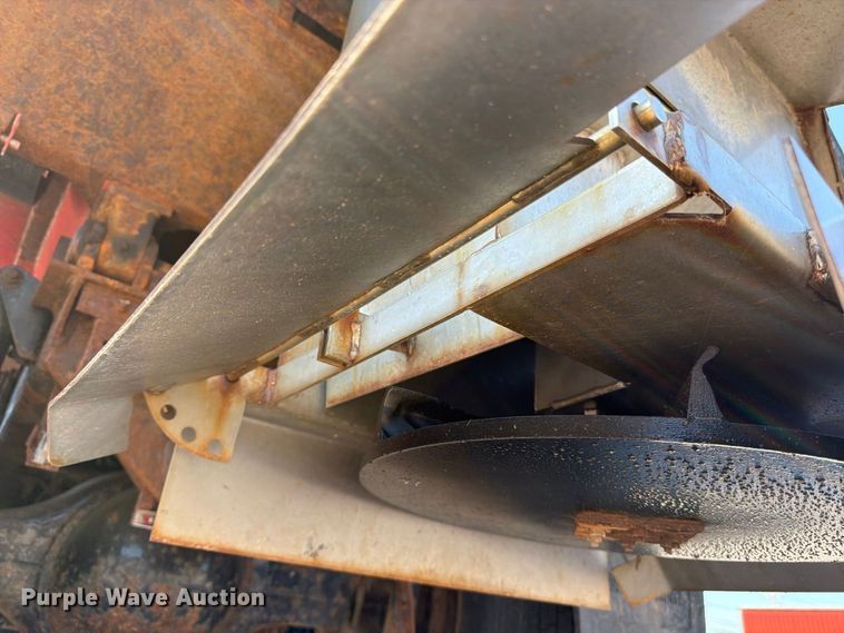 image for item EP7610 2009 Sterling L7500 dump truck