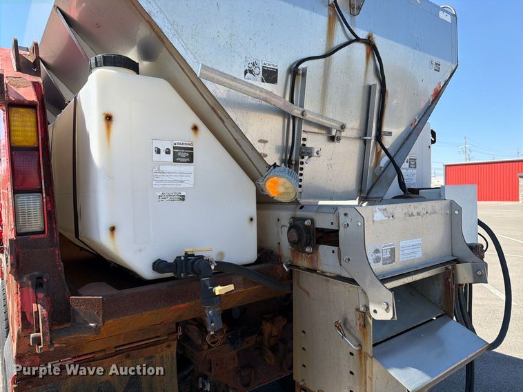 image for item EP7610 2009 Sterling L7500 dump truck