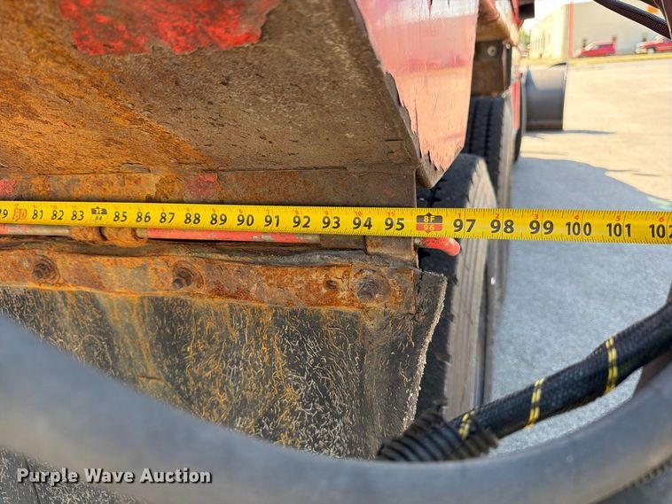 image for item EP7610 2009 Sterling L7500 dump truck
