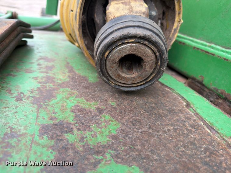 image for item EP7631 2009 John Deere HX15 batwing rotary mower