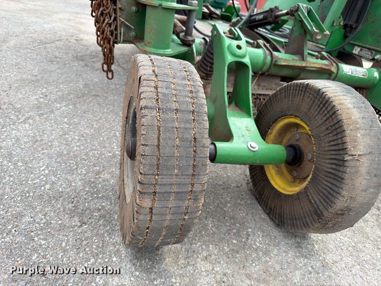image for item EP7631 2009 John Deere HX15 batwing rotary mower