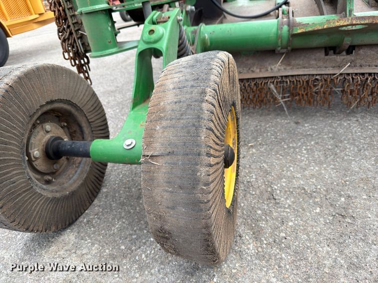 image for item EP7631 2009 John Deere HX15 batwing rotary mower