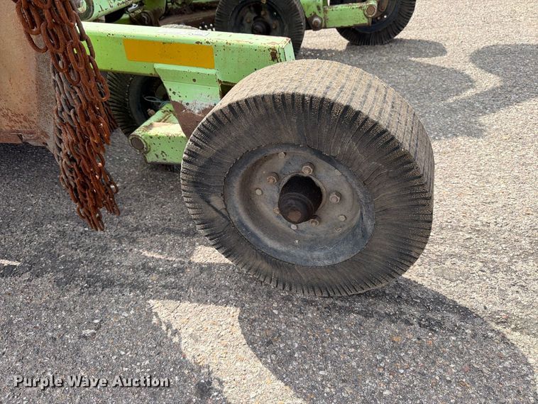 image for item EP7633 2008 Shulte XH500 Series 2 batwing rotary mower