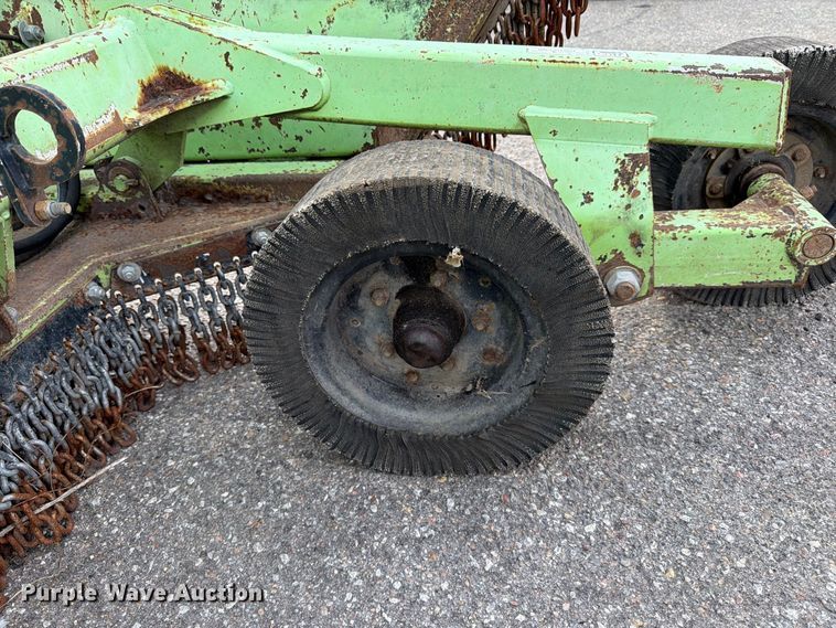 image for item EP7633 2008 Shulte XH500 Series 2 batwing rotary mower