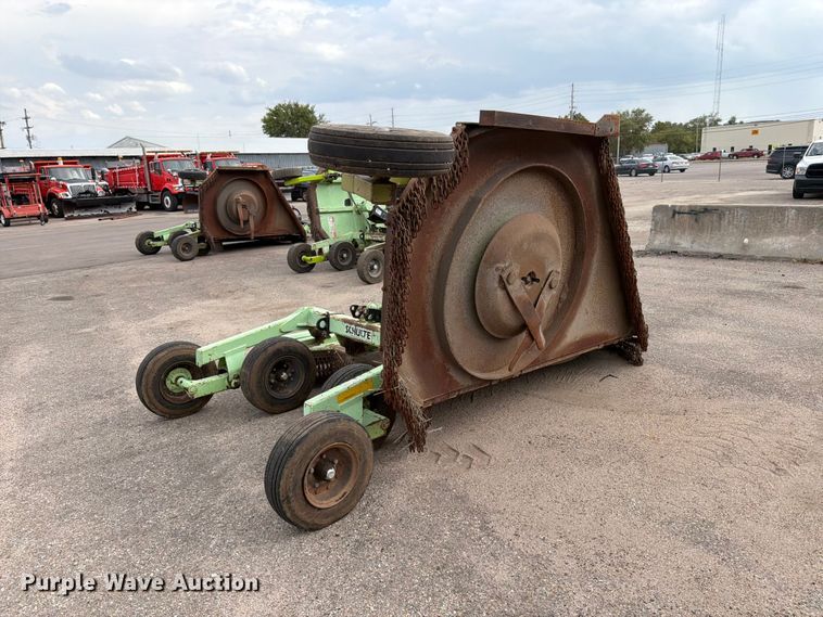 image for item EP7634 2008 Shulte XH1000 Series 2 batwing rotary mower