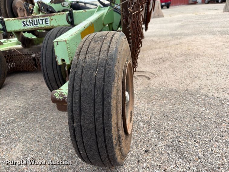image for item EP7634 2008 Shulte XH1000 Series 2 batwing rotary mower