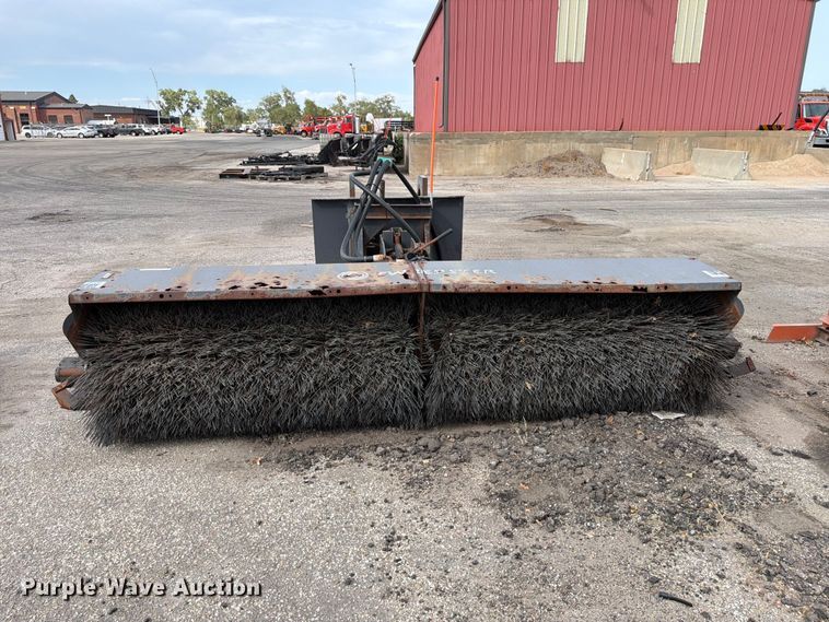 image for item EP7645 2008 Paladin Sweepster 21321MH2-0140 wheel loader broom