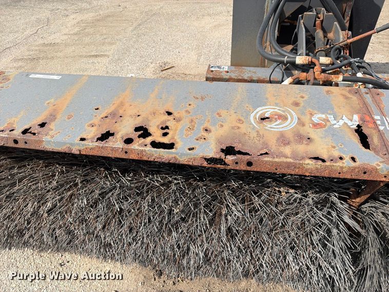 image for item EP7645 2008 Paladin Sweepster 21321MH2-0140 wheel loader broom
