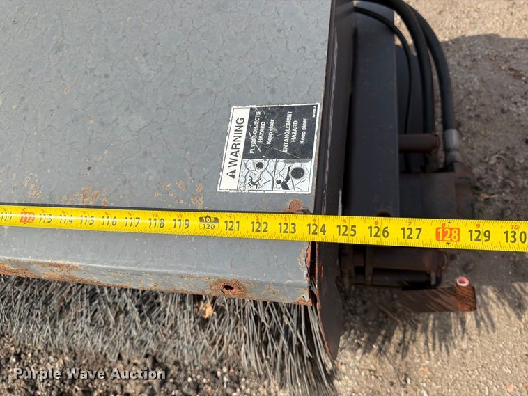 image for item EP7645 2008 Paladin Sweepster 21321MH2-0140 wheel loader broom