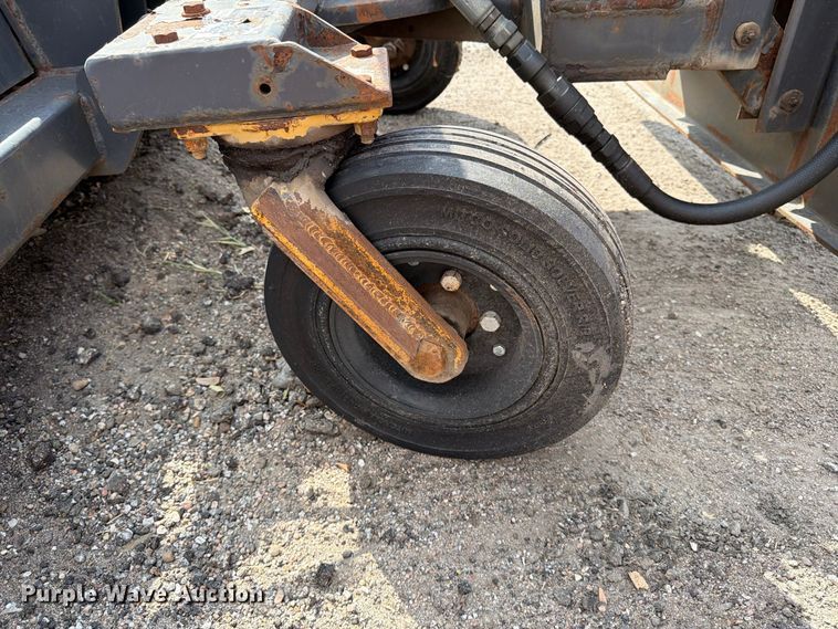 image for item EP7645 2008 Paladin Sweepster 21321MH2-0140 wheel loader broom