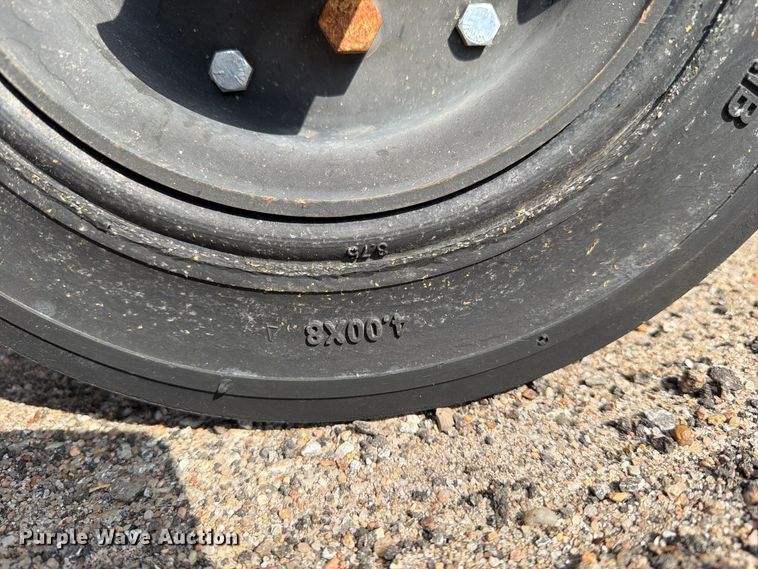 image for item EP7645 2008 Paladin Sweepster 21321MH2-0140 wheel loader broom