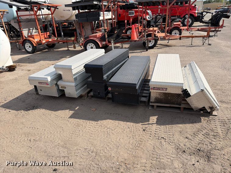 image for item EP7647 (8) toolboxes