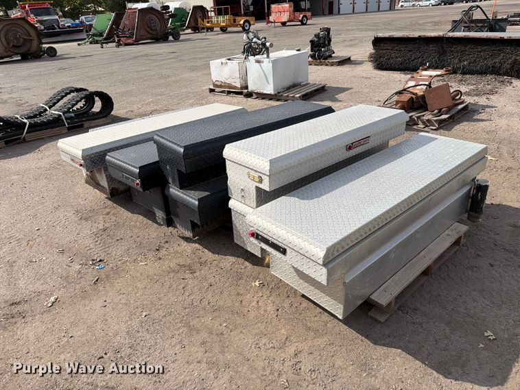 image for item EP7647 (8) toolboxes