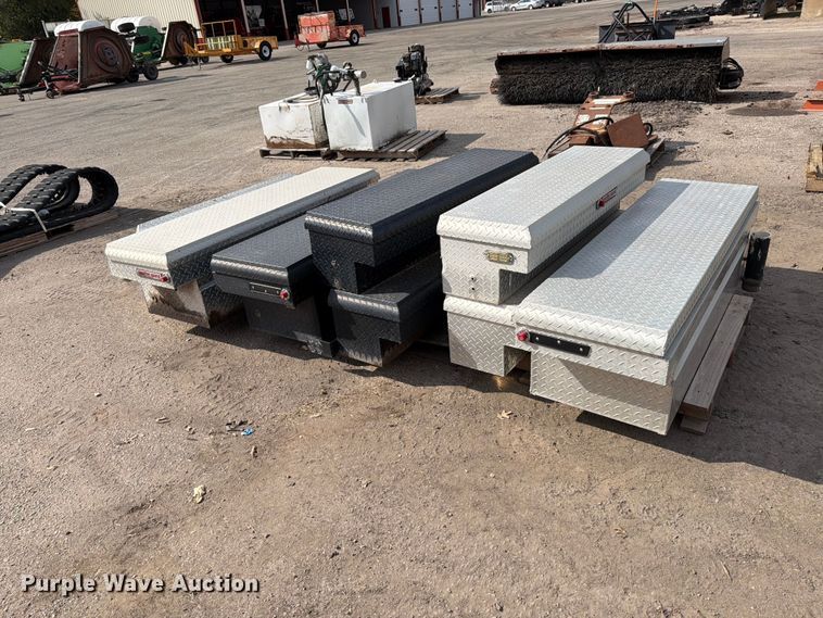 image for item EP7647 (8) toolboxes
