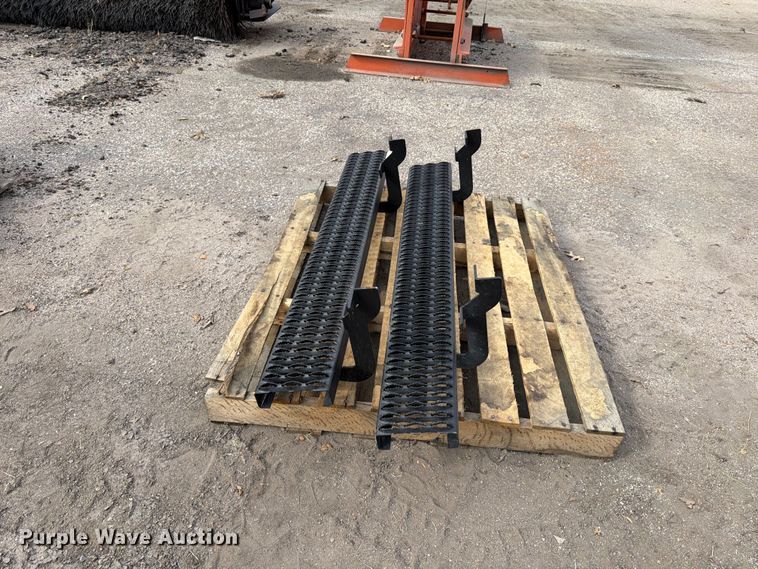 image for item EP7648 Running boards