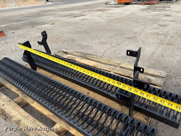 image for item EP7648 Running boards
