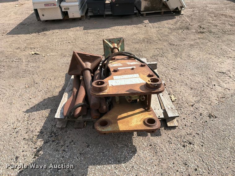 image for item EP7649 Kent KHB5G breaker