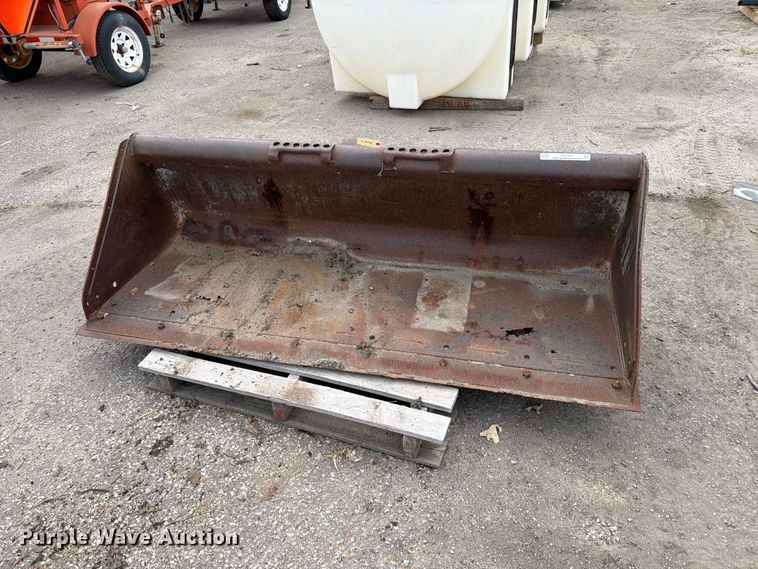 image for item EP7650 Bobcat skid steer bucket