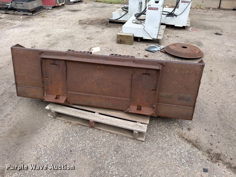 image for item EP7650 Bobcat skid steer bucket
