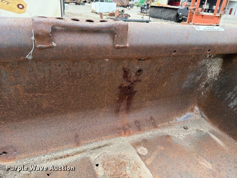 image for item EP7650 Bobcat skid steer bucket