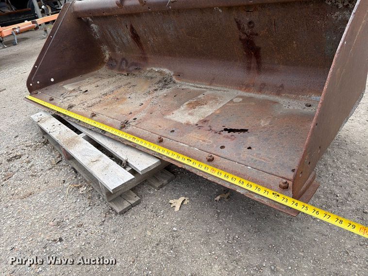 image for item EP7650 Bobcat skid steer bucket