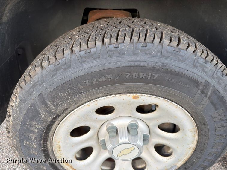 image for item EP7655 2011 Chevrolet Silverado 1500 Ext. Cab pickup truck