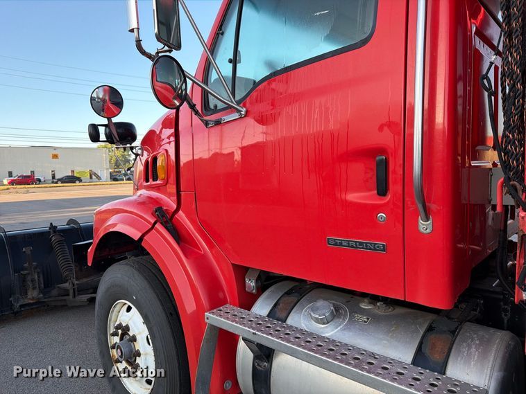 image for item EP7656 2009 Sterling LT7501 dump truck