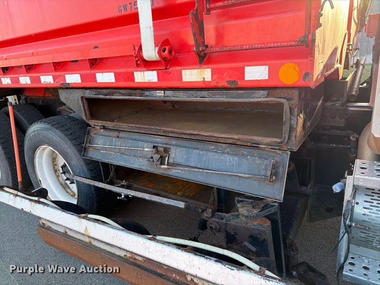 image for item EP7656 2009 Sterling LT7501 dump truck