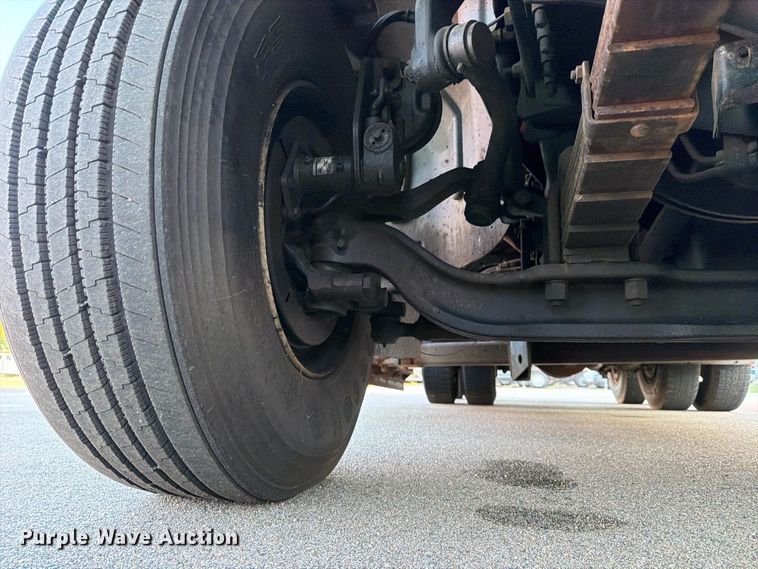 image for item EP7656 2009 Sterling LT7501 dump truck