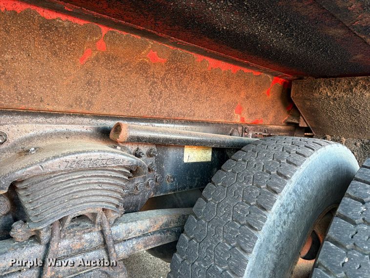 image for item EP7656 2009 Sterling LT7501 dump truck