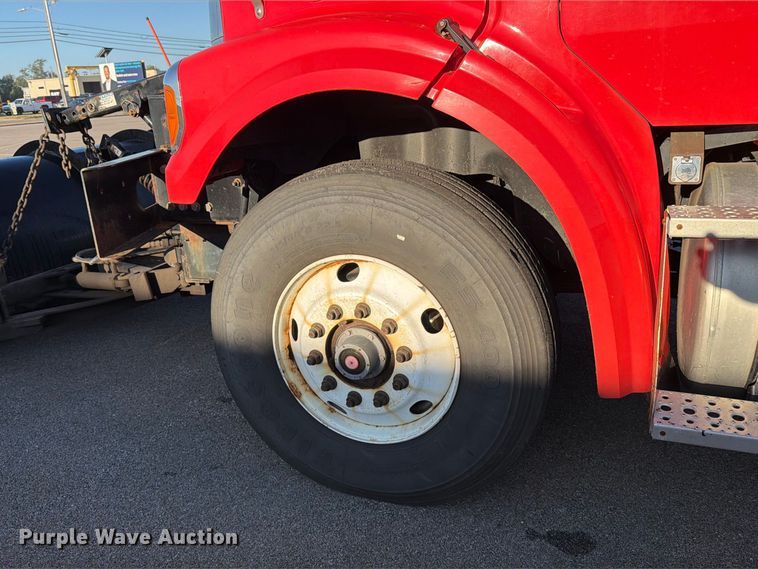 image for item EP7656 2009 Sterling LT7501 dump truck
