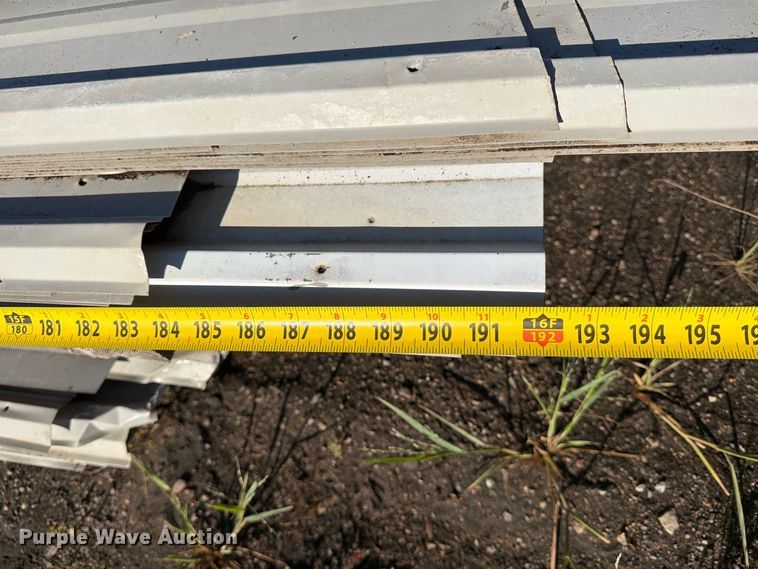image for item EP7658 Approximately 60 pieces of metal siding
