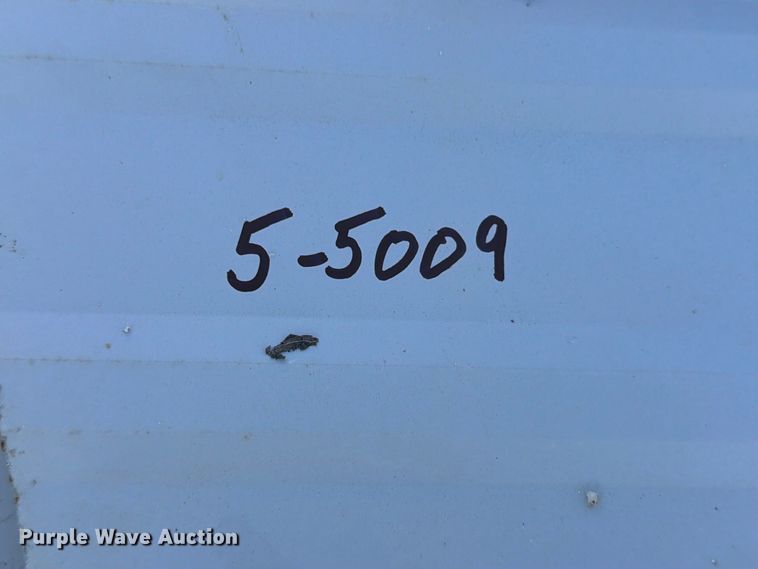 image for item EP7658 Approximately 60 pieces of metal siding