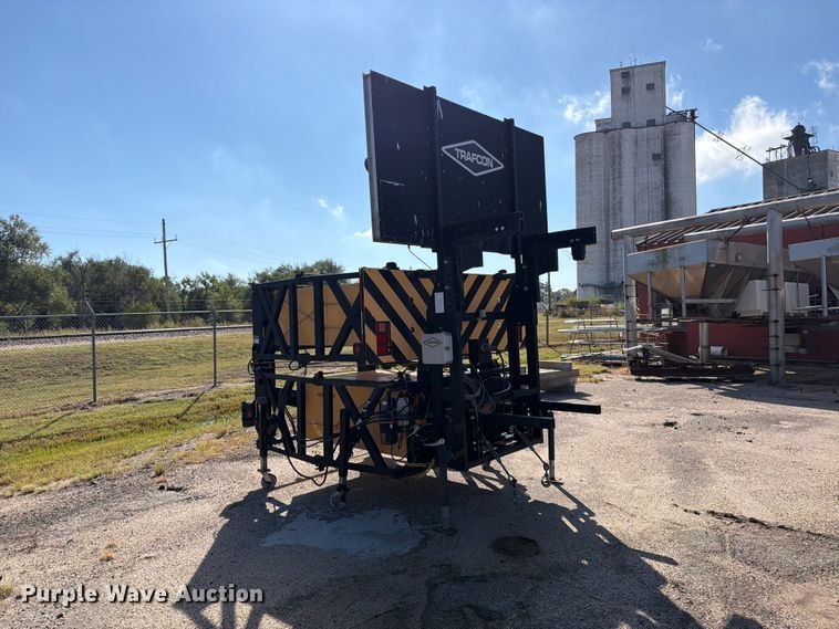 image for item EP7659 2013 Trinity TMA9182 crash attenuator