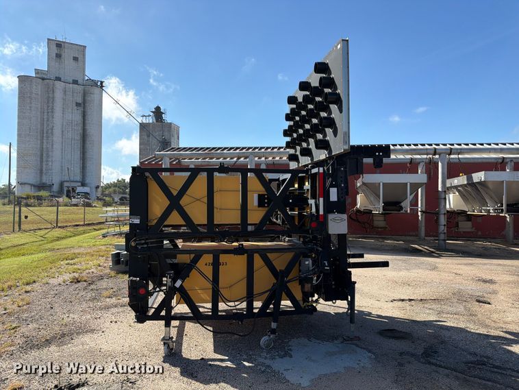 image for item EP7659 2013 Trinity TMA9182 crash attenuator