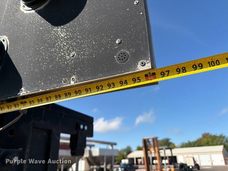 image for item EP7659 2013 Trinity TMA9182 crash attenuator