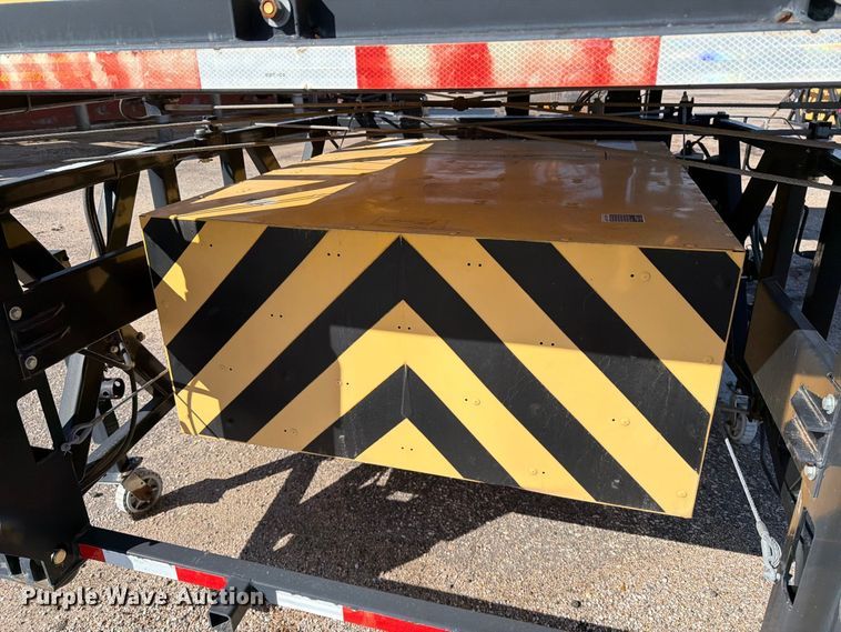 image for item EP7659 2013 Trinity TMA9182 crash attenuator