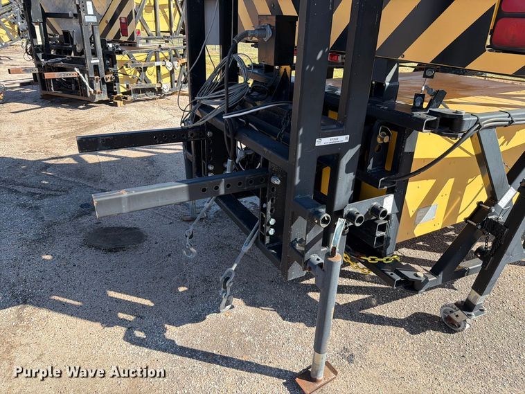 image for item EP7659 2013 Trinity TMA9182 crash attenuator