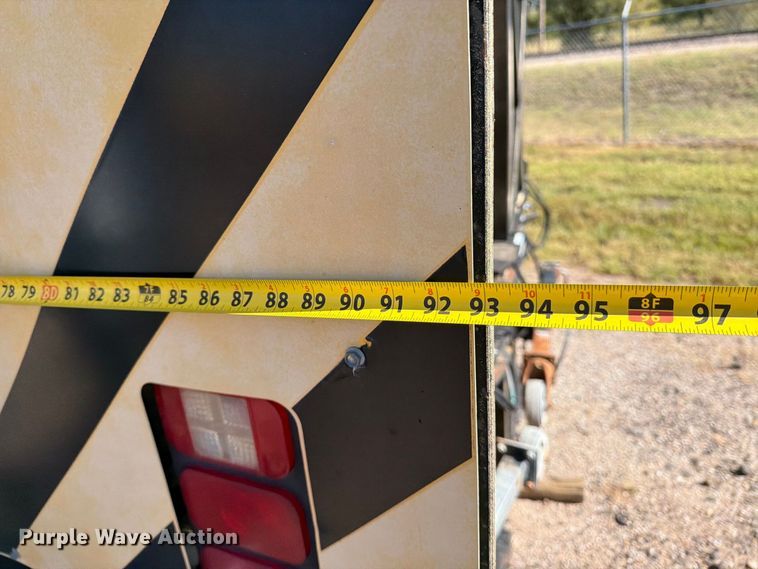 image for item EP7660 2004 Trinity TMA 9181 crash attenuator