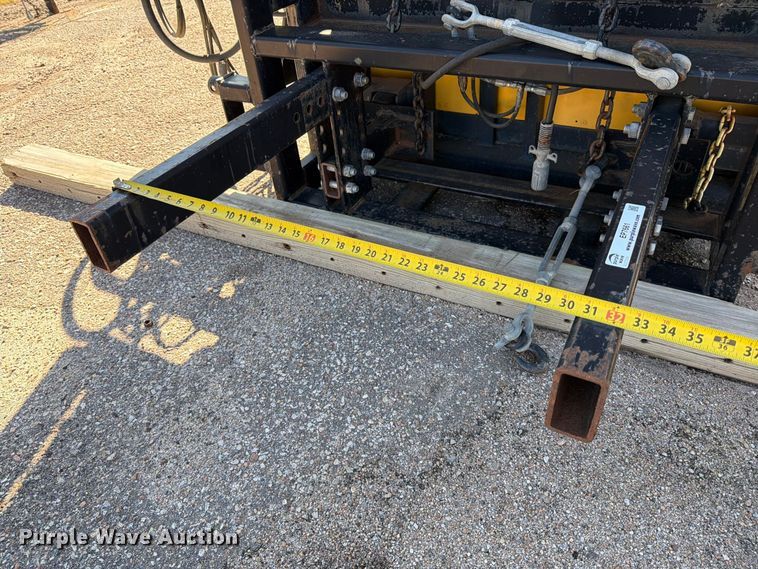 image for item EP7661 2006 Trinity TMA9182 crash attenuator