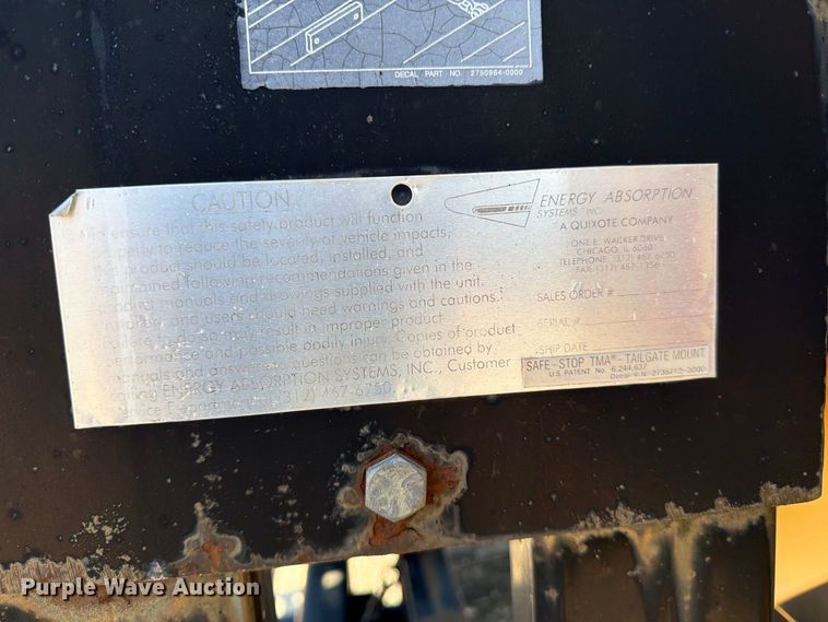 image for item EP7661 2006 Trinity TMA9182 crash attenuator