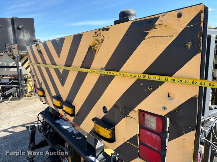 image for item EP7662 2013 Trinity TMA180 Crash attenuator