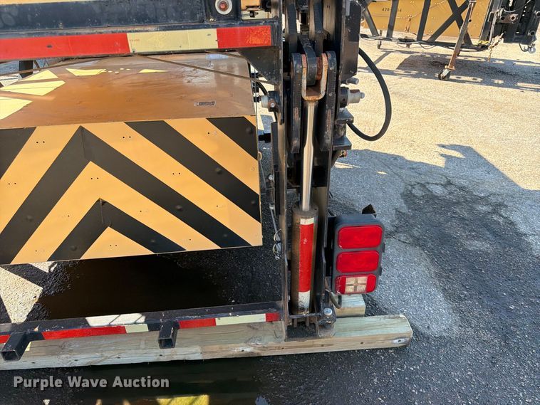 image for item EP7663 Trinity crash attenuator