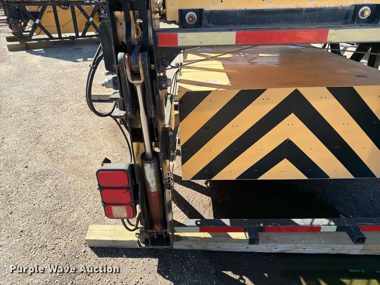 image for item EP7663 Trinity crash attenuator