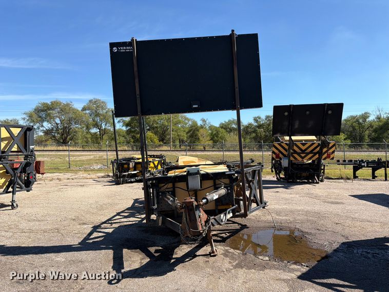 image for item EP7665 2009 Trinity crash attenuator