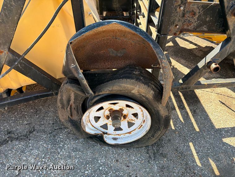 image for item EP7665 2009 Trinity crash attenuator