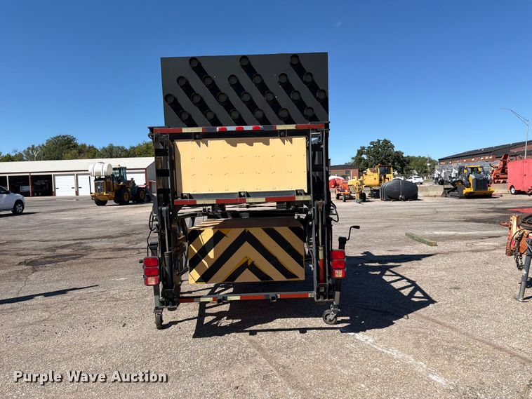 image for item EP7667 Trinity Crash Attenuator