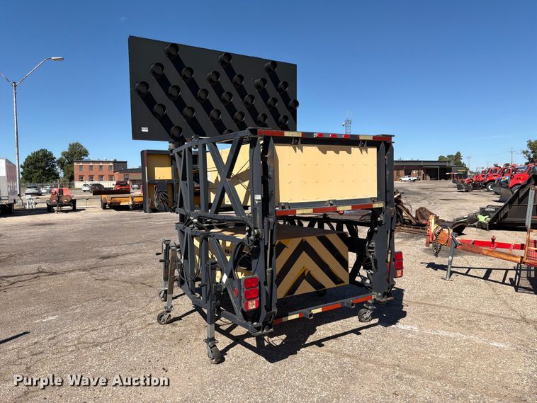 image for item EP7667 Trinity Crash Attenuator