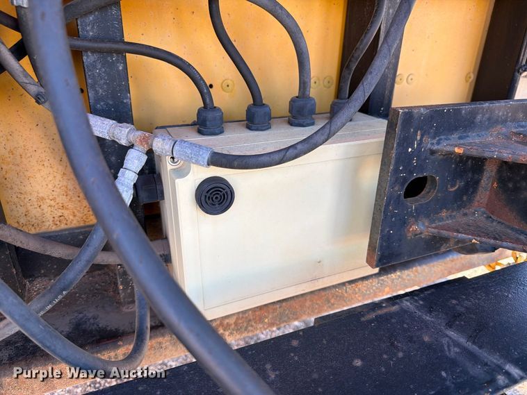 image for item EP7669 Trinity crash attenuator