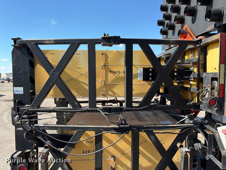 image for item EP7669 Trinity crash attenuator